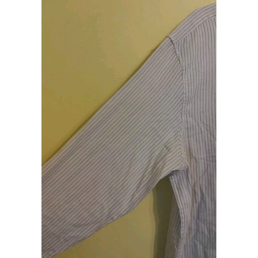 Banana Republic Button Up Long Sleeved Men's Shirt Size Large Striped Cotton